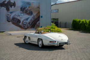 Image 9/38 of Mercedes-Benz 300 SL Roadster (1961)
