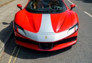 Image 7/37 of Ferrari SF90 Spider (2023)