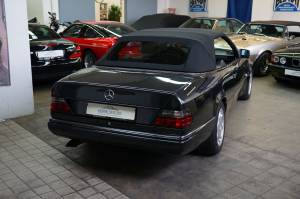 Bild 15/34 von Mercedes-Benz E 500 (1995)