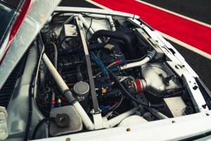 Imagen 52/81 de Alfa Romeo 75 1.8 Turbo (1990)