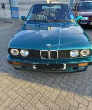 Image 3/6 of BMW 316i Touring (1993)