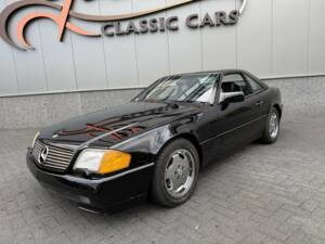 Image 16/50 of Mercedes-Benz 500 SL (1991)