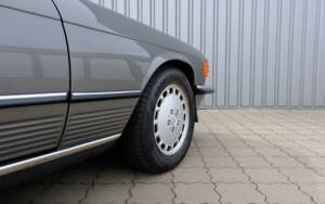 Image 92/97 de Mercedes-Benz 560 SL (1987)