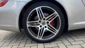 Image 14/59 of Porsche 911 Carrera S (2006)