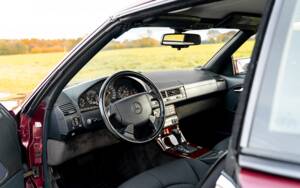 Image 24/47 of Mercedes-Benz SL 280 (1996)
