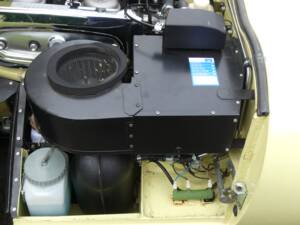 Image 57/74 de Jaguar Type E V12 (1973)