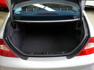 Afbeelding 13/44 van Mercedes-Benz CLS 55 AMG (2005)