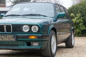 Bild 46/50 von BMW 316i Touring (1993)