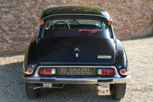 Image 6/50 de Citroën DS 23 Pallas IE (1972)