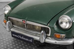 Afbeelding 28/50 van MG MGB GT (1968)