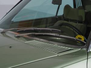 Image 10/66 of Mercedes-Benz 450 SLC (1977)