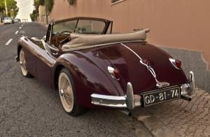 Immagine 6/40 di Jaguar XK 140 DHC (1957)