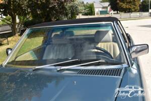 Image 25/75 de Mercedes-Benz 560 SL (1986)