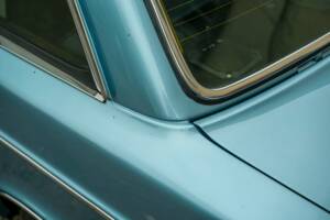 Image 18/45 of Volvo 164 E (1972)