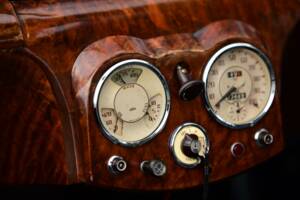 Image 36/50 de Triumph 2000 Roadster (1949)