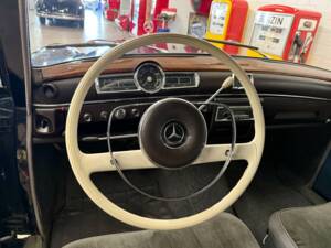 Image 7/18 of Mercedes-Benz 180 Db (1961)