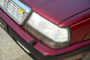 Image 24/50 of Lancia Thema 8.32 (1989)
