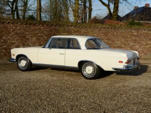 Bild 41/50 von Mercedes-Benz 280 SE 3,5 (1971)