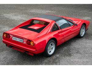 Bild 9/37 von Ferrari 328 GTS (1985)