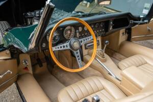 Imagen 12/19 de Jaguar E-Type 4.2 (1965)
