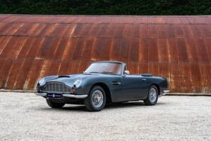 Image 1/6 of Aston Martin DB 6 Volante (1967)