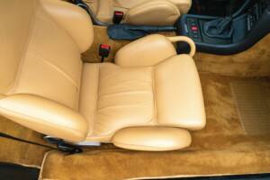 Image 45/50 de Alfa Romeo SZ (1991)