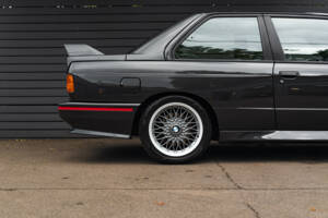 Image 9/57 of BMW M3 (1988)