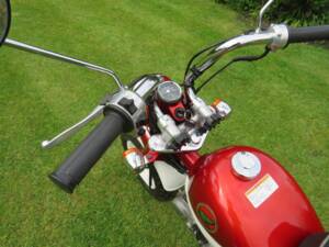 Immagine 9/36 di Honda Z 50 Monkey (2000)