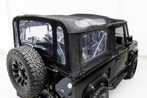 Bild 35/43 von Land Rover 90 (1989)