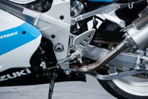 Bild 27/50 von Suzuki DUMMY (1999)