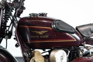 Image 46/46 of Moto Guzzi DUMMY (1972)
