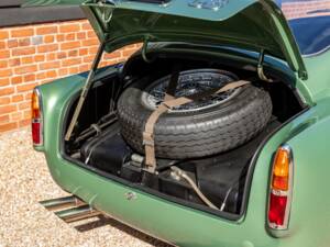Image 7/62 of Aston Martin DB 4 GT (1960)
