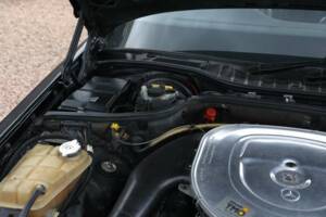 Image 12/50 of Mercedes-Benz 560 SEC 6.0 AMG (1989)