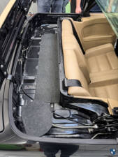 Bild 44/83 von BMW 325i (1990)