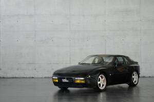 Bild 2/50 von Porsche 944 Turbo (1990)