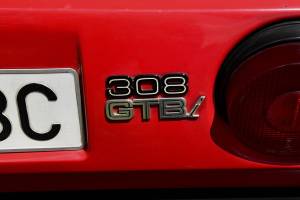 Bild 27/45 von Ferrari 308 GTBi (1981)