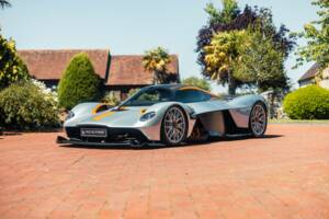 Image 2/38 de Aston Martin Valkyrie AMR Pro (2022)