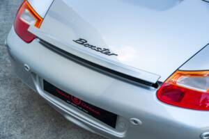 Image 41/73 of Porsche Boxster (2001)