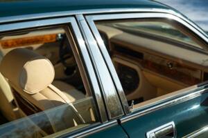 Afbeelding 16/50 van Daimler XJ 6 4.0 (1991)