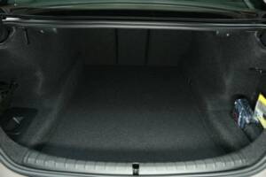 Image 39/50 of ALPINA B5 Biturbo AWD (2017)