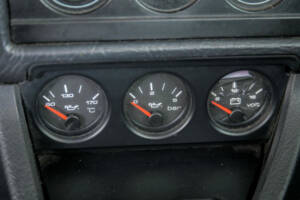 Image 25/50 of Audi Cabriolet 2.3 E (1992)