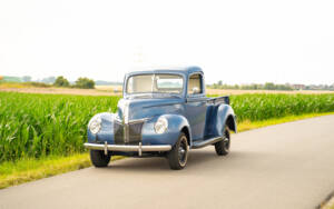 Immagine 2/83 di Ford V8 Model 46 Pick Up (1940)