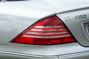 Imagen 34/50 de Mercedes-Benz CL 600 (2003)