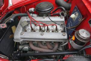 Image 50/68 of Alfa Romeo Giulietta Sprint 1300 (1965)