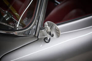 Image 29/99 of Jaguar E-Type 3.8 (1964)