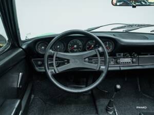 Bild 38/41 von Porsche 911 2.2 E (1970)