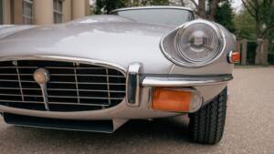 Bild 40/81 von Jaguar E-Type V12 (2+2) (1971)