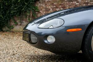 Immagine 17/50 di Jaguar XK8 4.0 (2002)