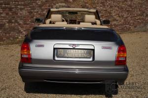 Afbeelding 6/50 van Bentley Azure (2000)