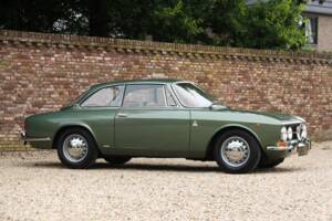 Bild 19/50 von Alfa Romeo 1750 GT Veloce (1971)